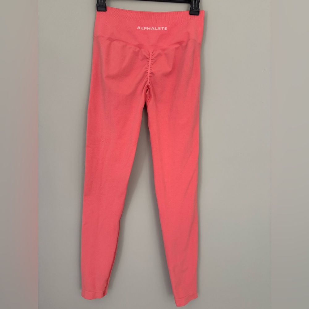 Alphalete Amplify Coral Leggings